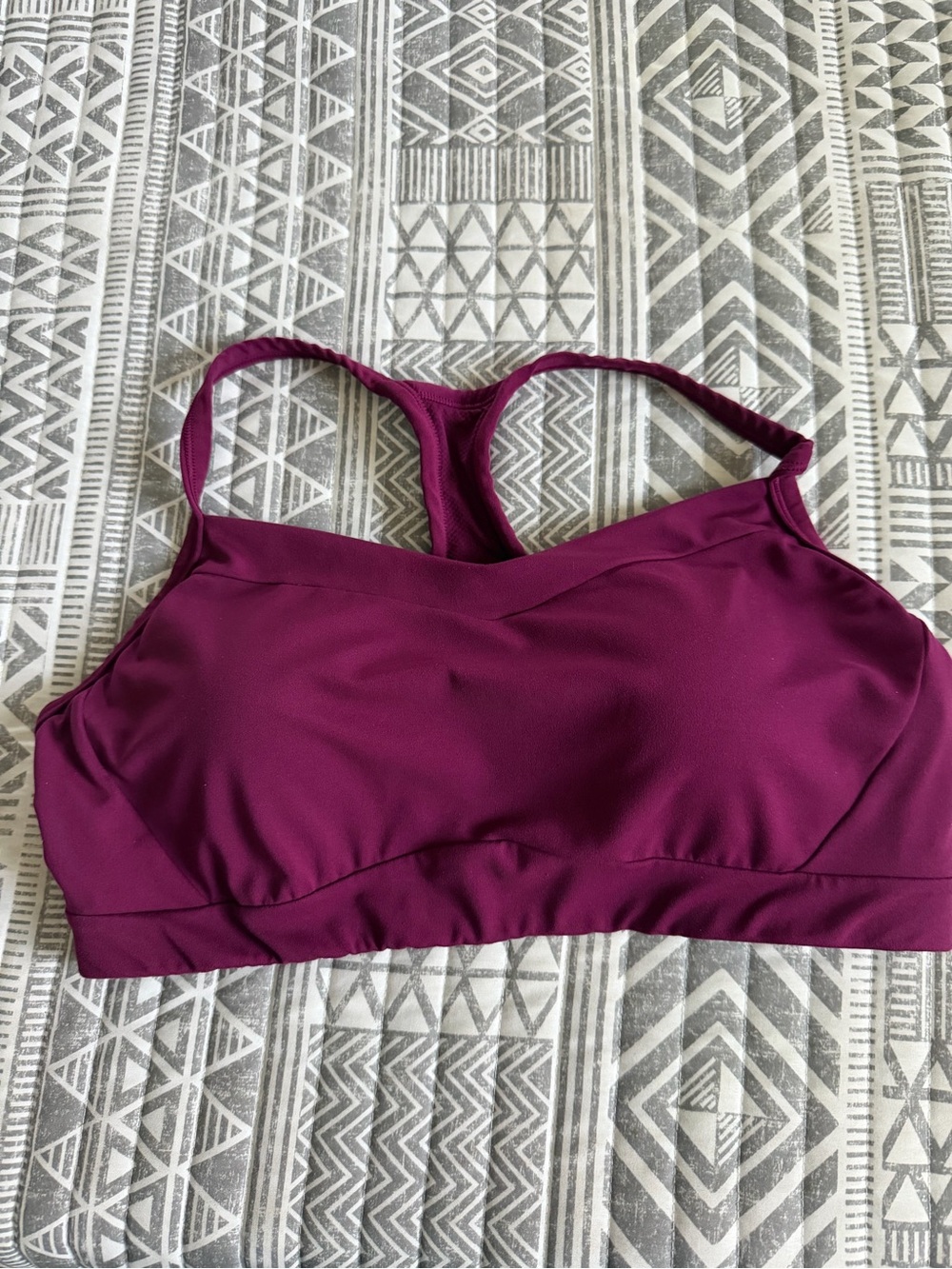 Athleta Women's Vital Sports Bra - Plum size L